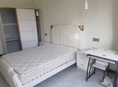 万荣东怡小区（灵石路735弄） 1室1厅1卫