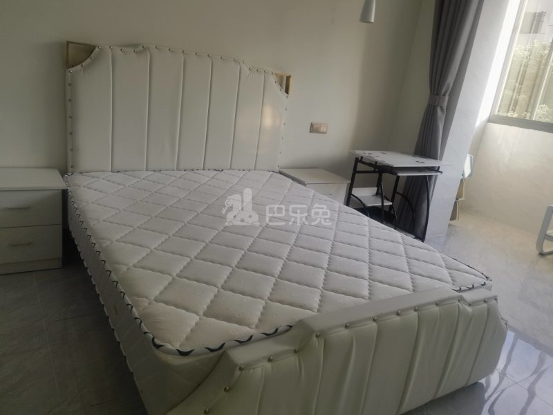 万荣东怡小区（灵石路735弄）12261980卧室图3