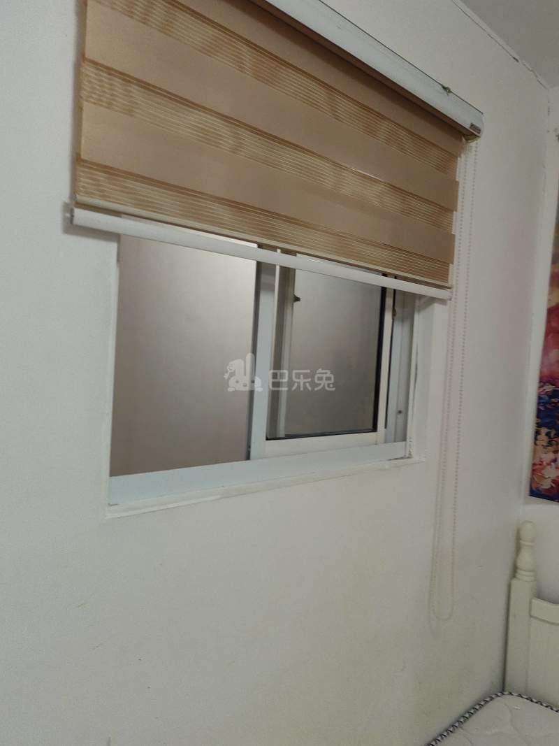 富源公寓（长青路店）12292935卧室窗户图6