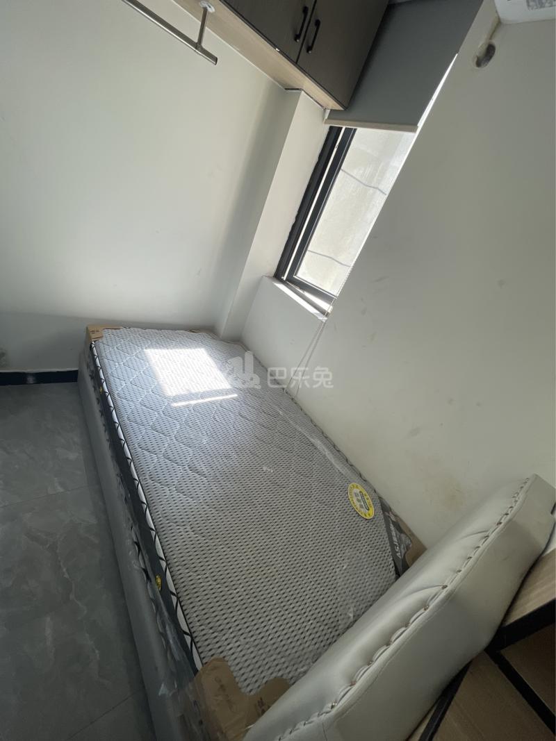 雅福新榭12317825卧室图2