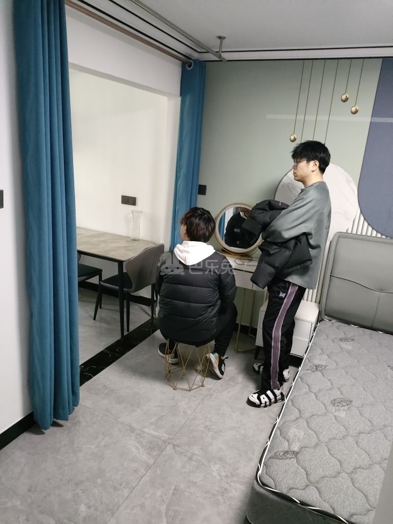 凤凰城12320903卧室图2