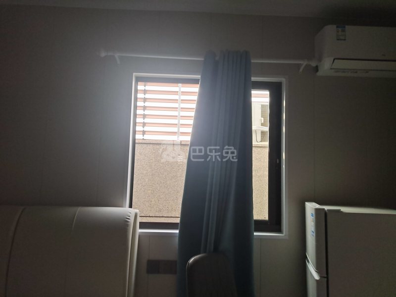 智荟公寓（联川路169号）12332943卧室窗户图6