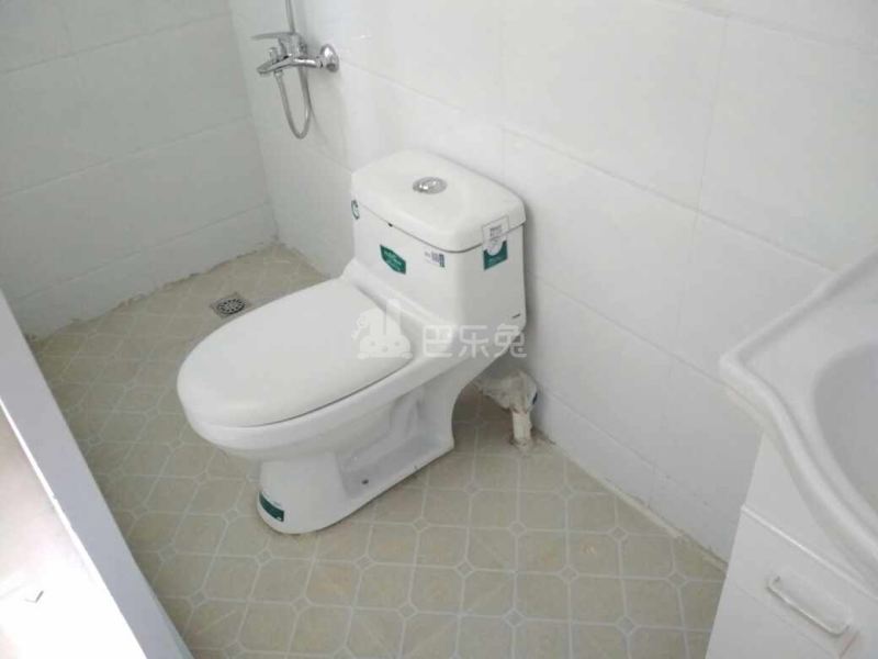 通协小区1234200卫生间图8