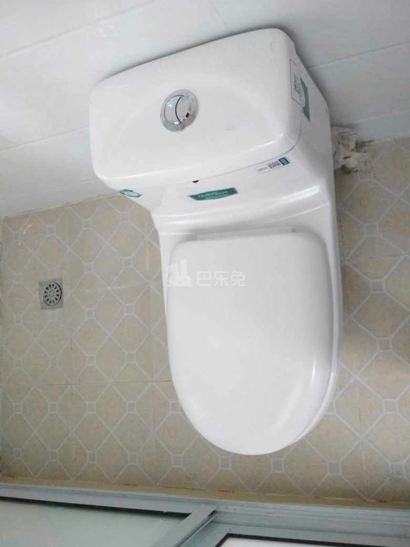 通协小区1234200卫生间图5