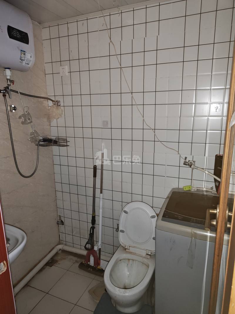 国际华城12319342卫生间图7