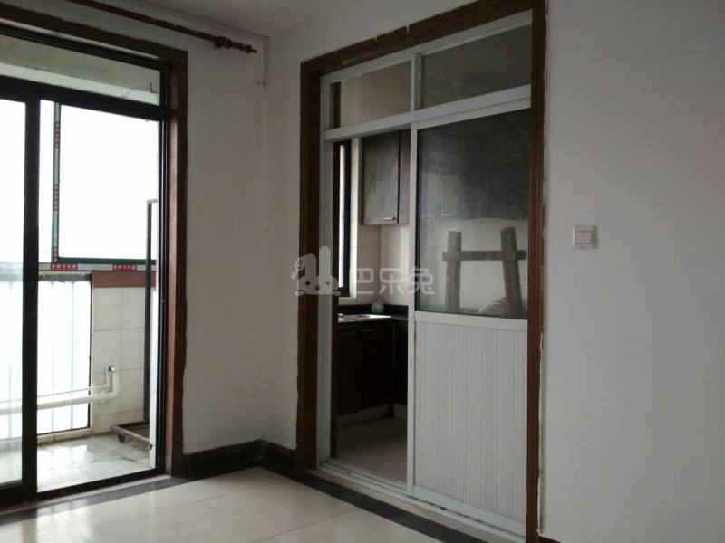 龙悦小区1区540520客厅图7