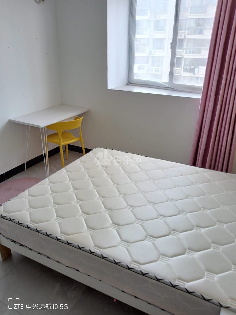 华泾绿苑12371602卧室图2