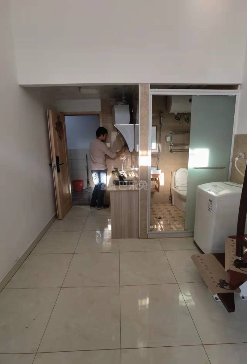 清溪路128号12374682客厅图2