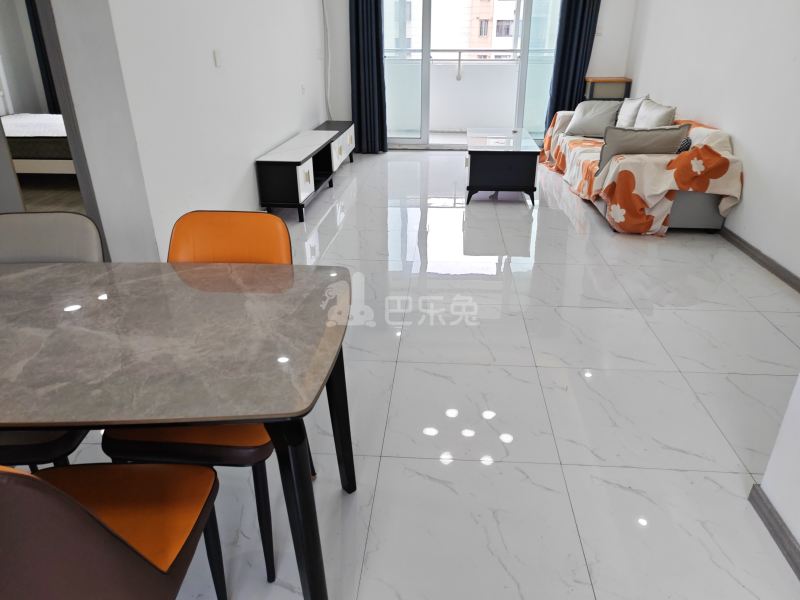 练祁佳城梧桐坊12392024卧室图0