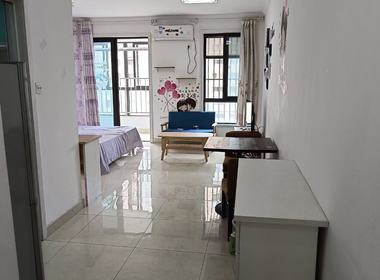 清辉园 1室1厅1卫