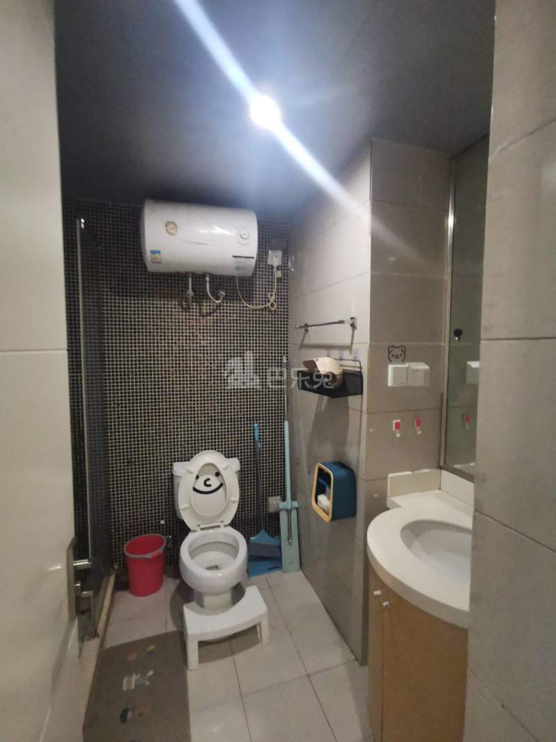 中粮方圆府12396084卫生间图4