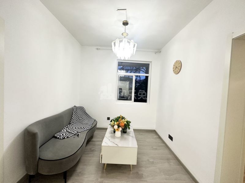 梅苑小区12412587周边环境图3