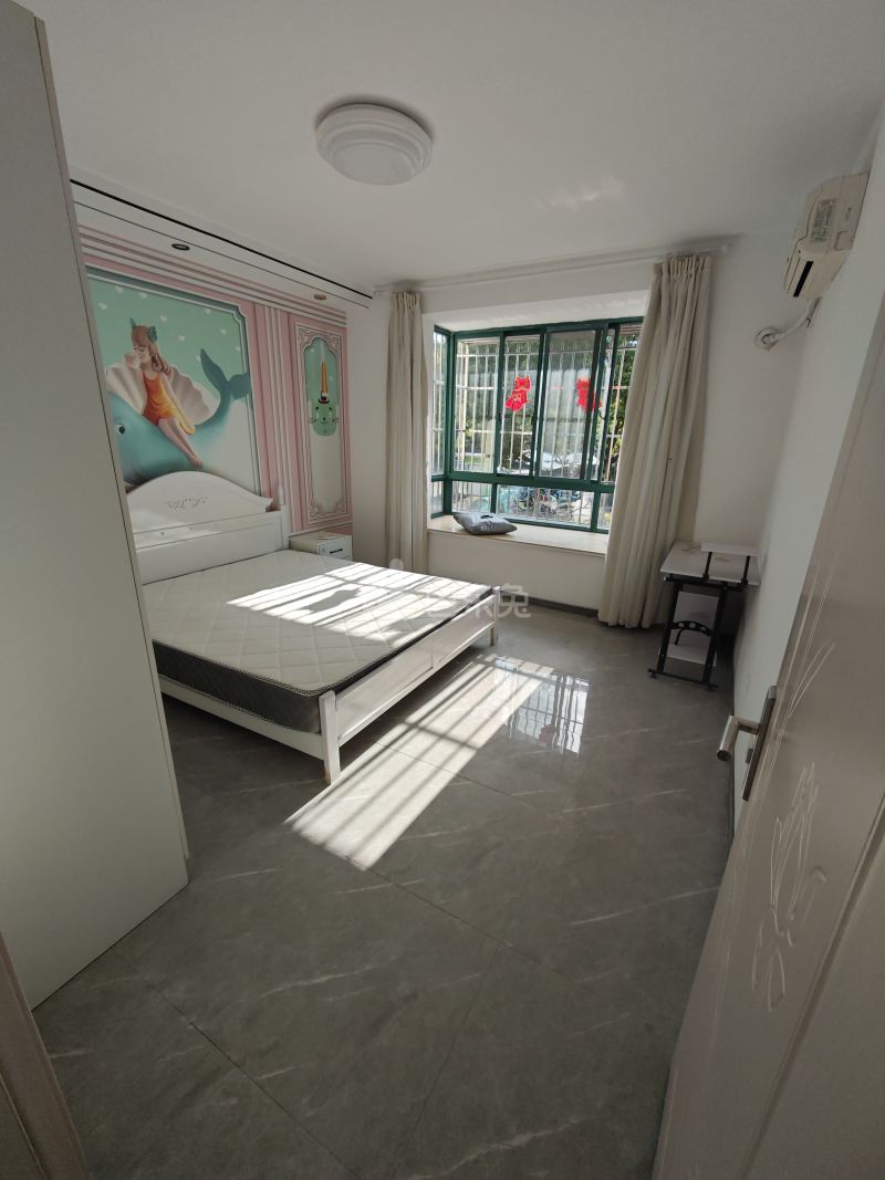 润江花苑1241843卧室图0