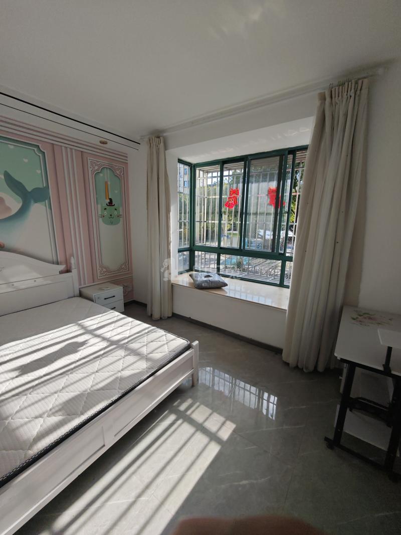 润江花苑1241843卧室图2