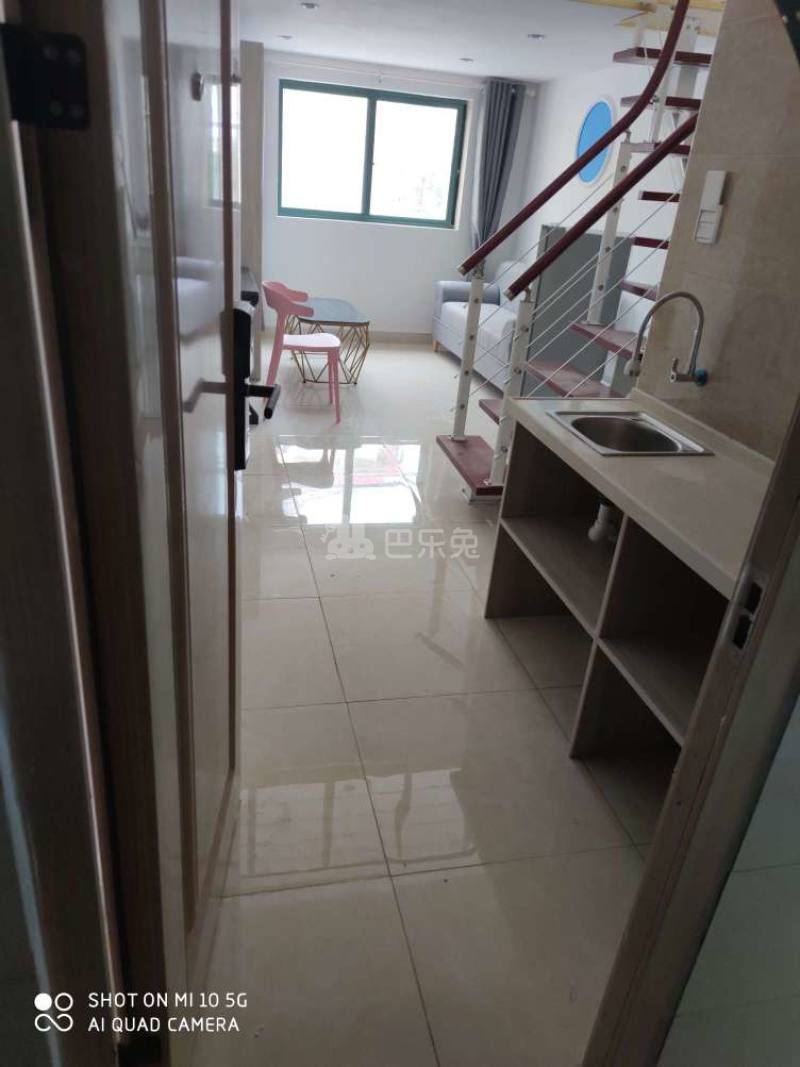 清溪路128号12424815客厅图1