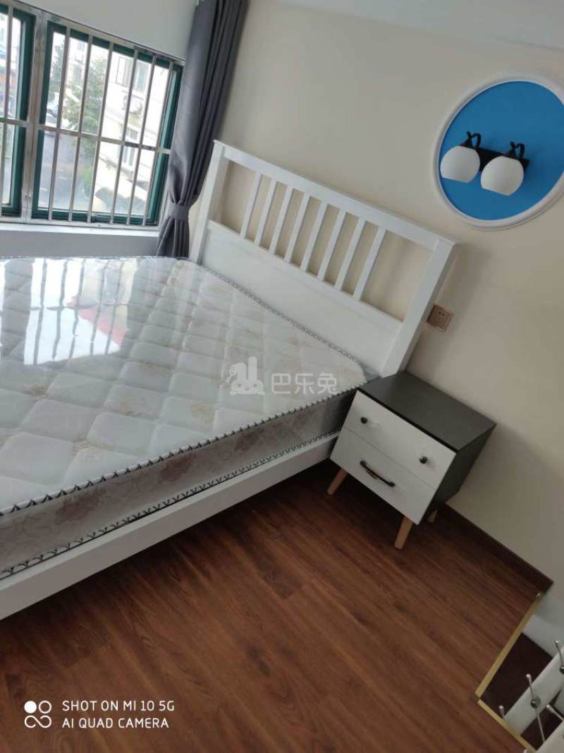 清溪路128号12424815客厅图3