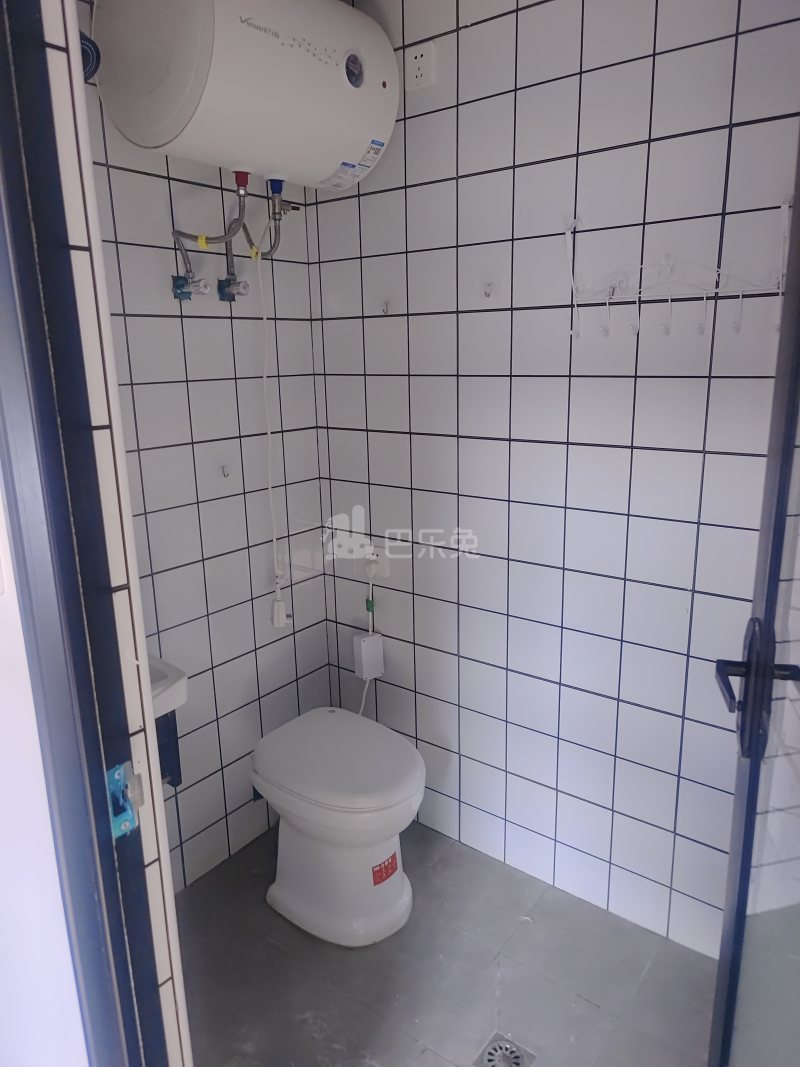 友谊路1000弄小区12449666卫生间图5