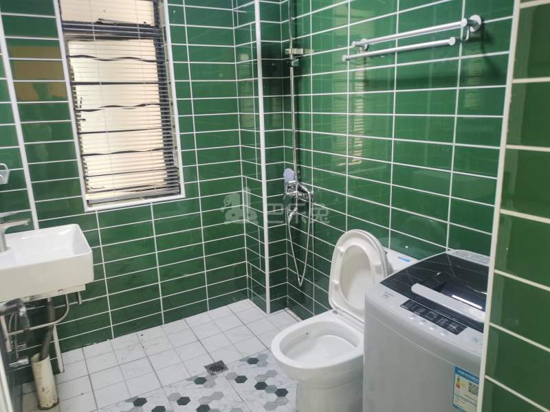 春鹤新村12456095卫生间图4