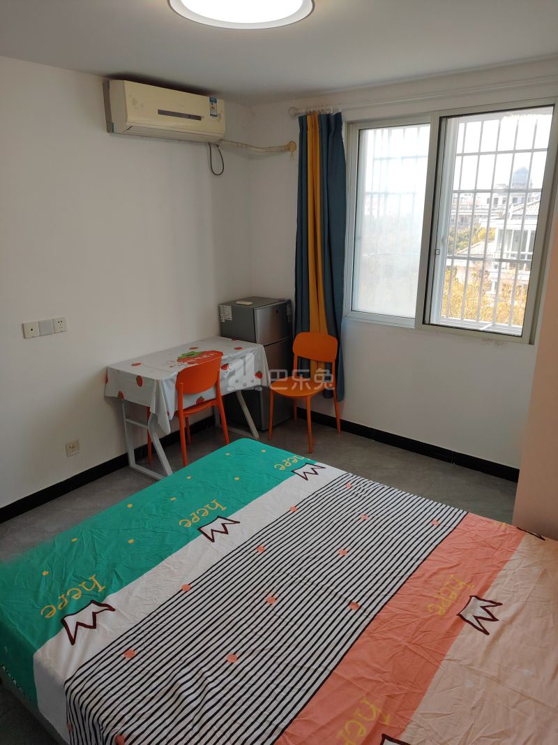 三盛颐景园12494161卧室图1