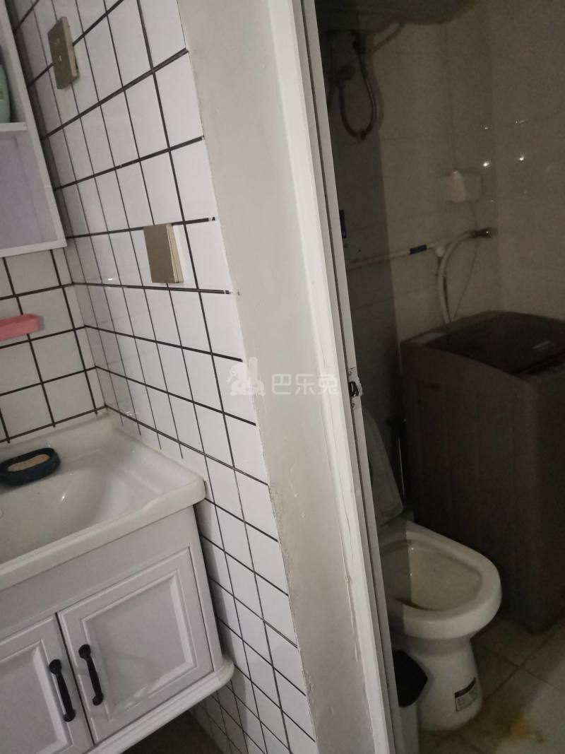 新安嘉苑11345073卫生间图0