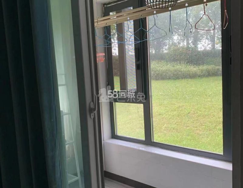 弘阳春上西江12501351周边环境图12