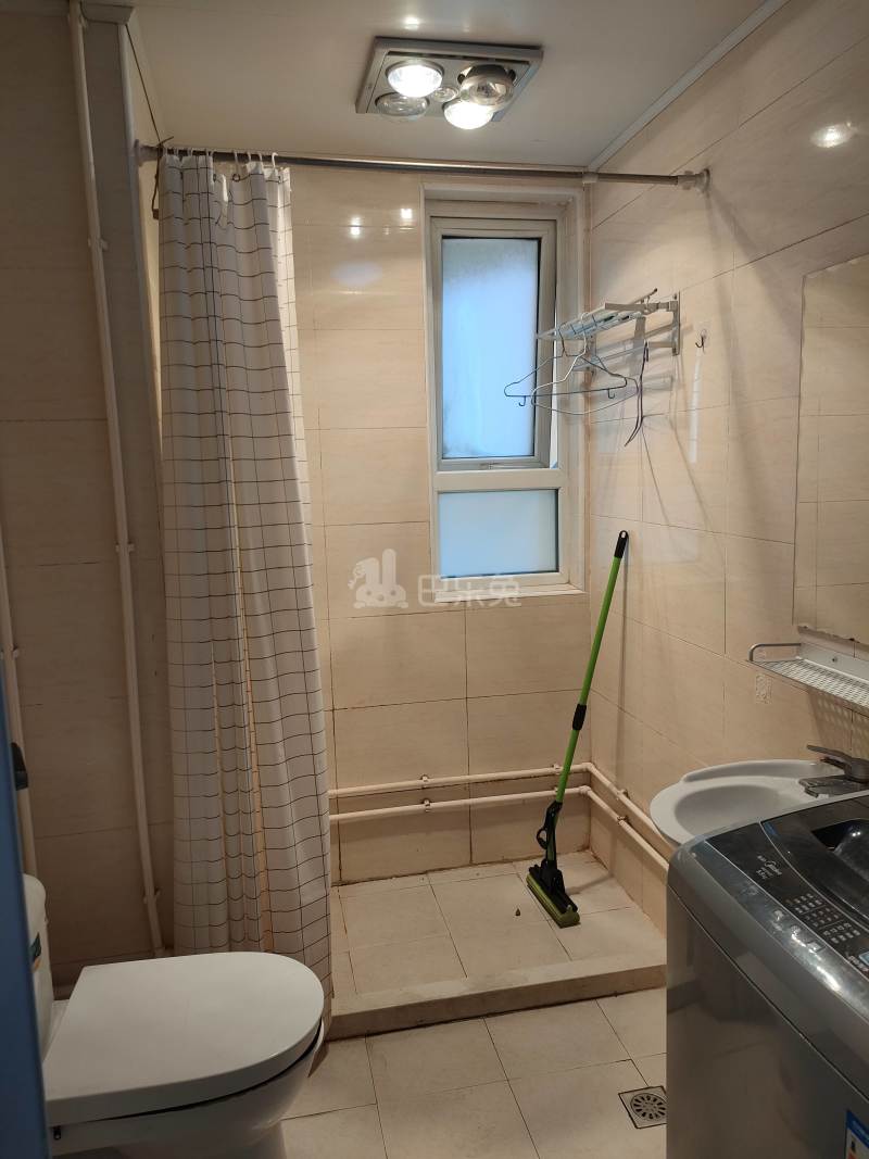 汇福家园健康里1252894卫生间图10