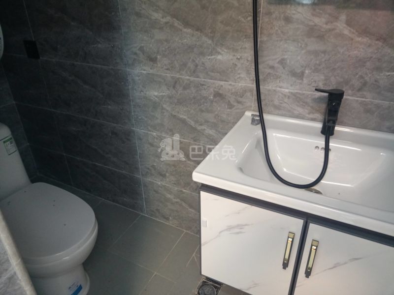 劳动村孙家宅（民房）12545551卫生间图8