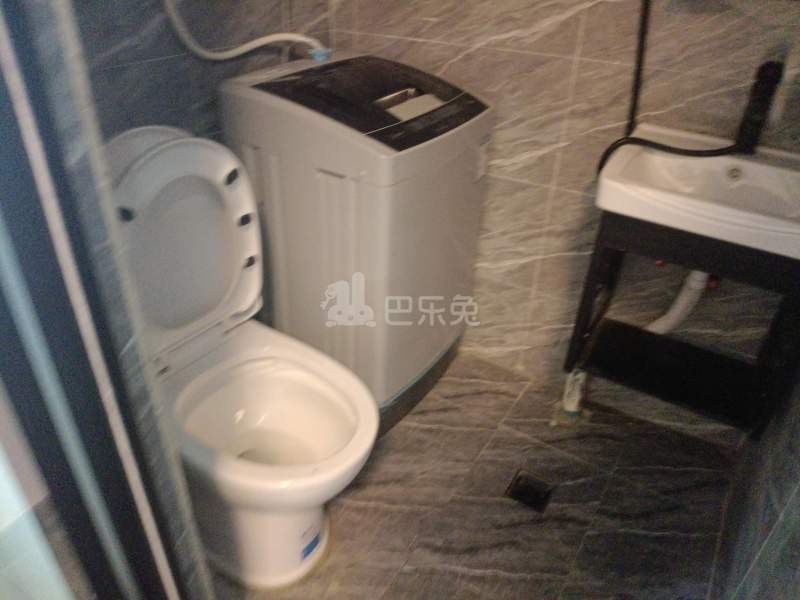 劳动村孙家宅（民房）12545560卫生间图8