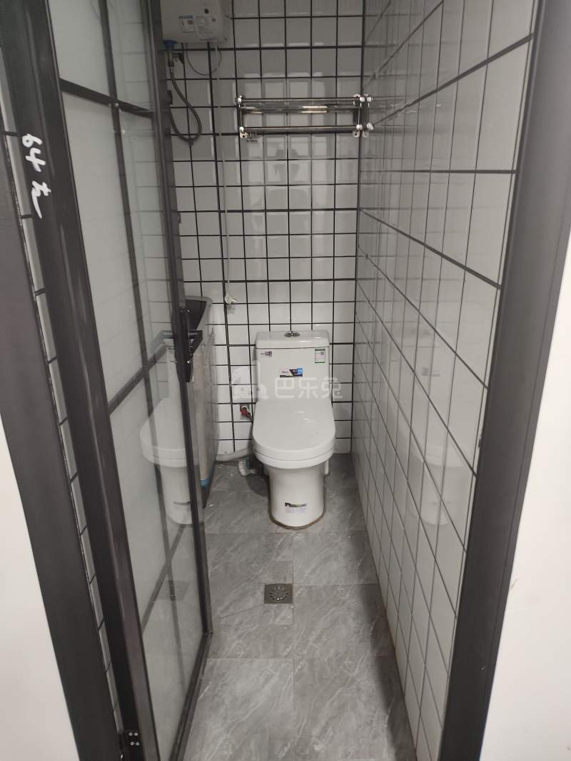 和平桥名苑西区12546093卫生间图4