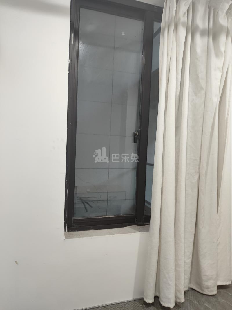 和平桥名苑西区12546093卧室窗户图5