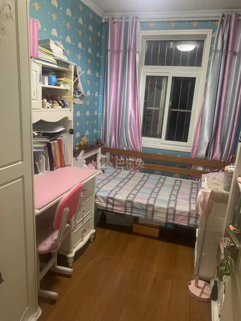 南湖边12564001周边环境图1