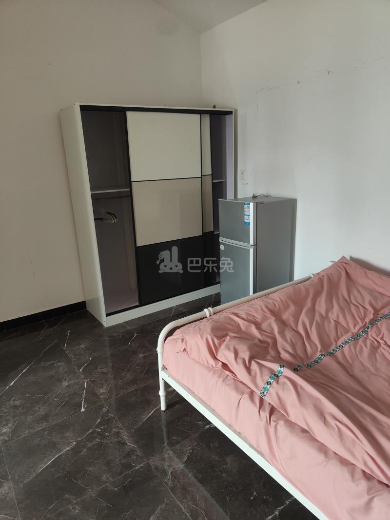 雅仕轩12569668卧室图1