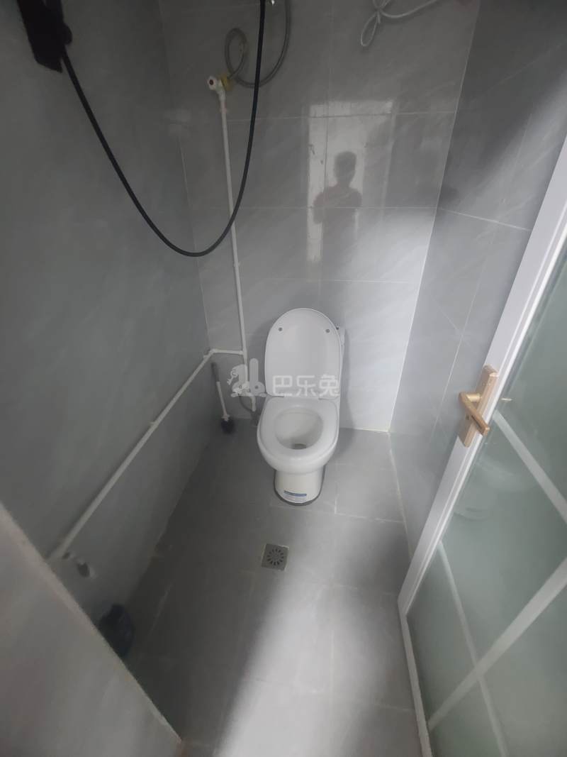 凯丽花园12570408卫生间图4