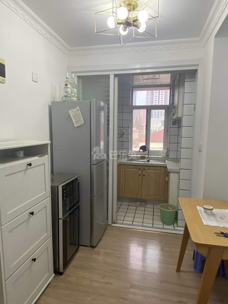 华侨路社区12576481周边环境图1