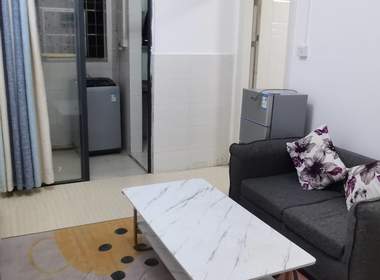 黄边村（白云区） 1室1厅1卫