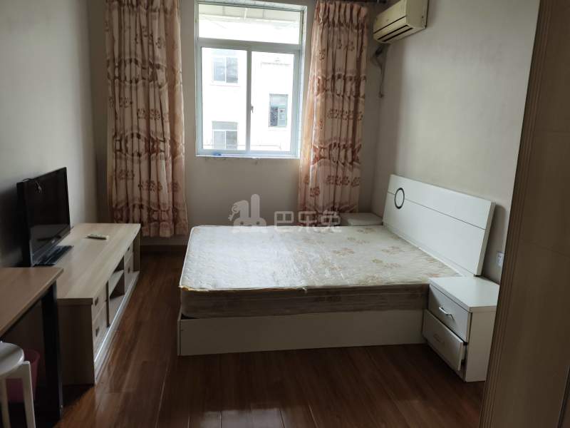 崂六小区12600881卧室图2