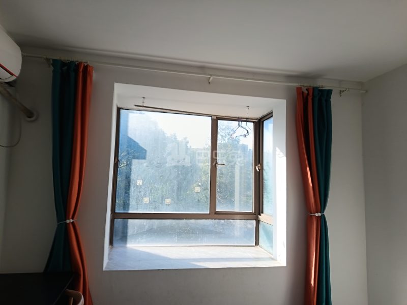 美岸栖庭北区1261869卧室窗户图9