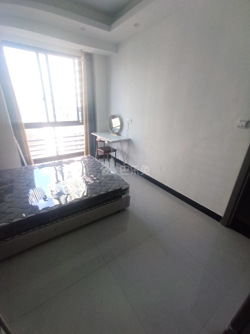 和平桥名苑西区12671122卧室图3