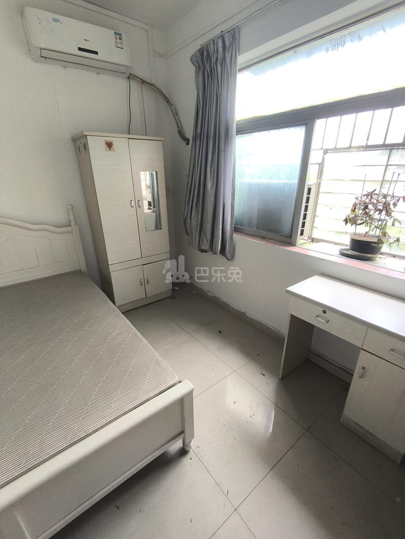 月亮湾花园1269877卧室图2