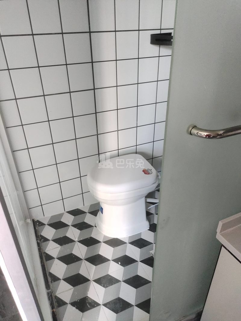 莲溪二村（北中路383弄）12741811卫生间图6