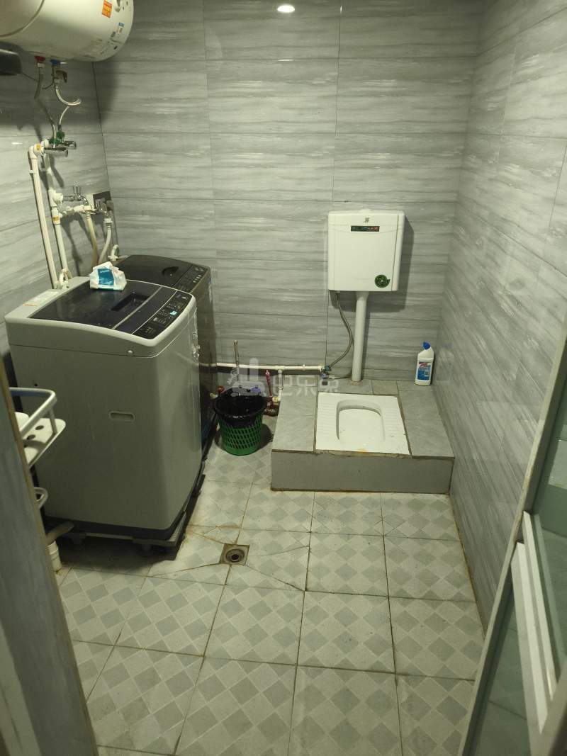 瑞金华丽嘉苑12751360卫生间图5