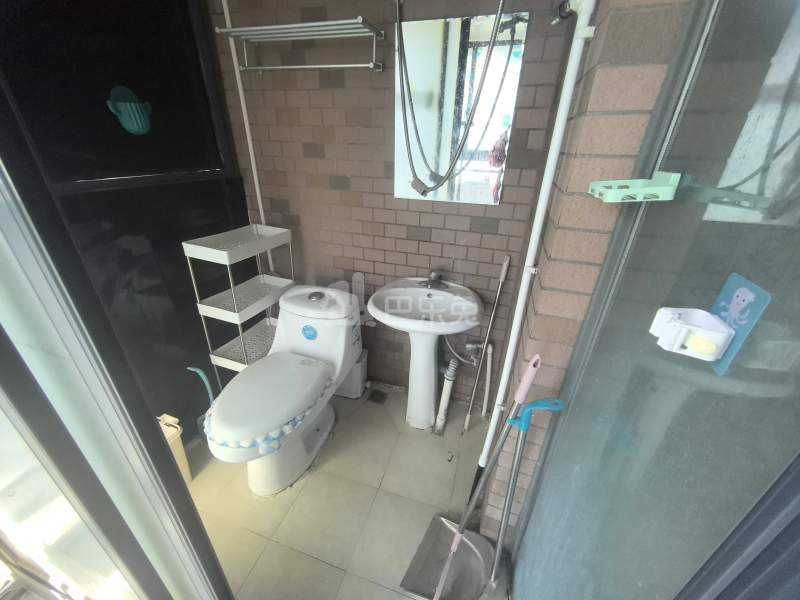 聚丰景都1287571卫生间图7