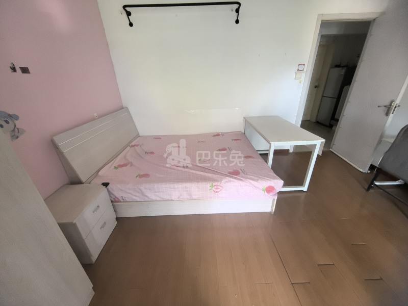 聚丰景都1287571卧室图1