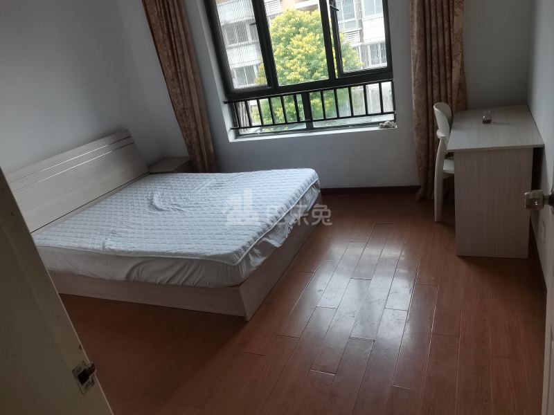 聚丰景都1287571客厅图4