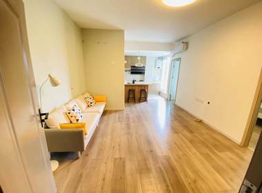 五羊华轩 2室1厅1卫