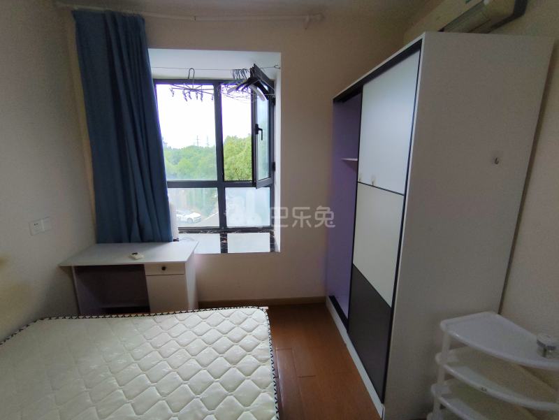 崧泽华城崧文苑（崧泽绿地C区）1289050卧室图1