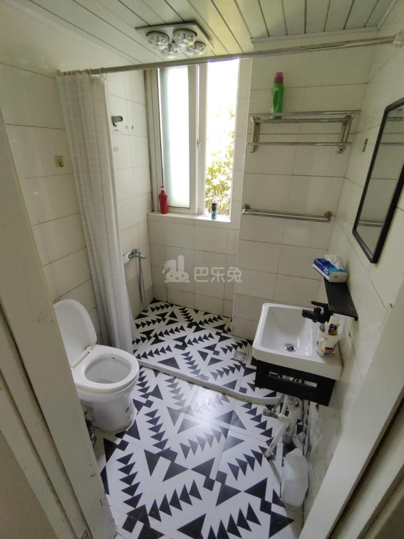 中星海兰苑1296068卫生间图7