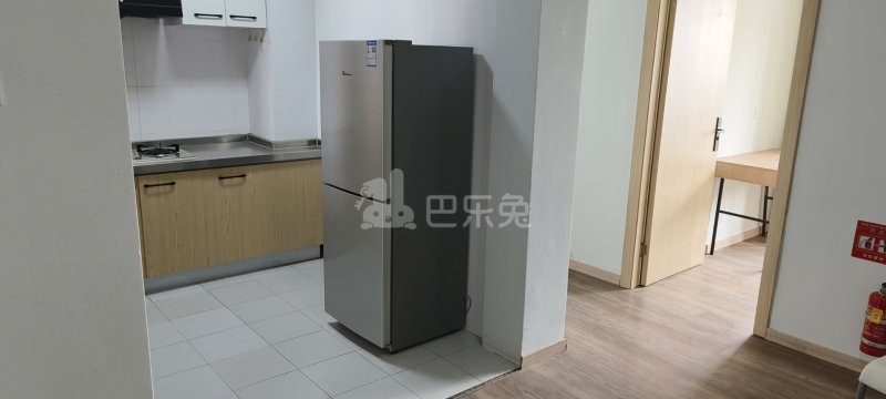 金海华城康平佳苑13014283客厅图6