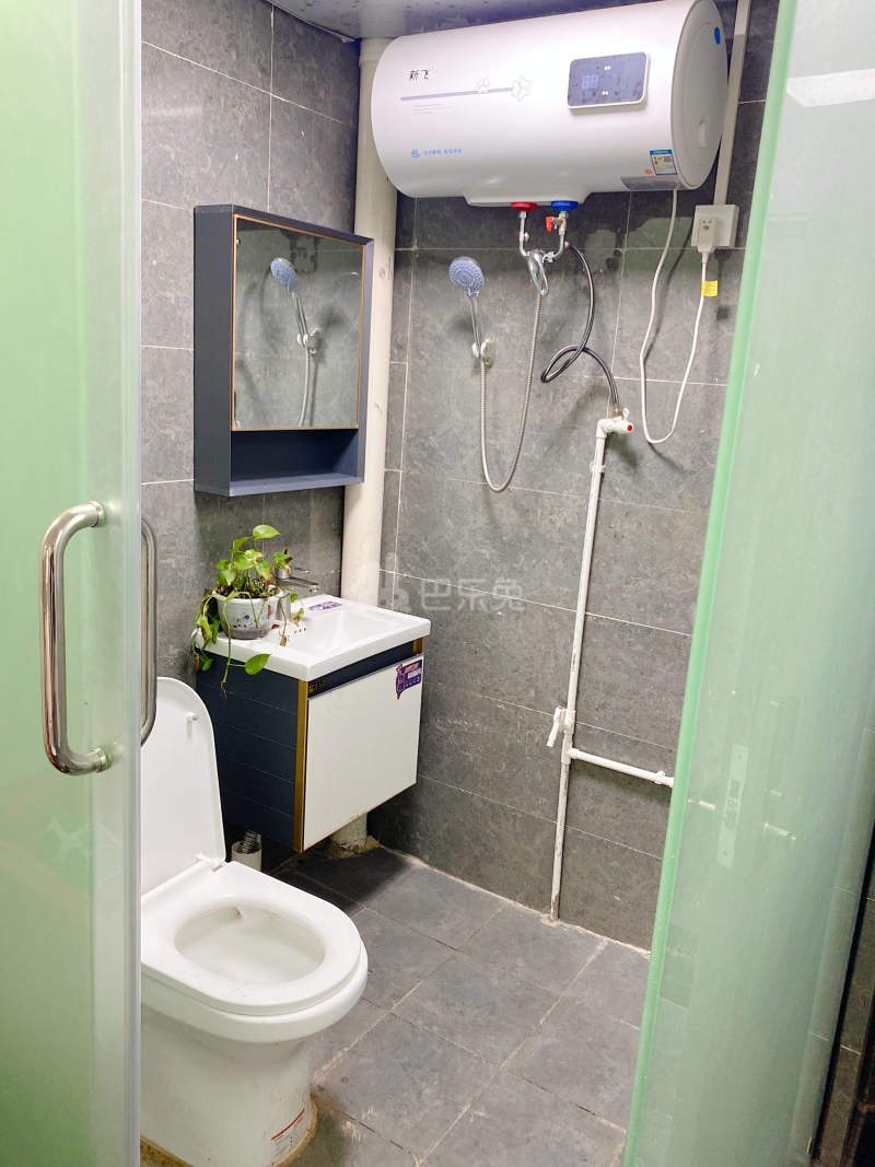 雄峰城13017088周边环境图3