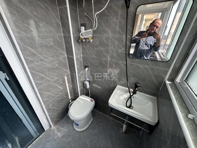 美罗家园蓉庭13233303卫生间图13